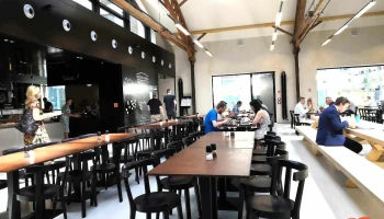 Bistro Hala - 180 00 Praha 8-Libeň