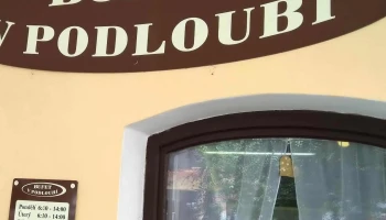 Bufet v podloubí - Nám. T. G. Masaryka 112