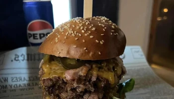 Hell Burger - Pražská 897 440 01