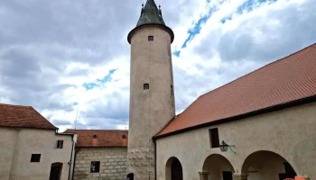 Hrad Ledeč nad Sázavou s.r.o. - Husovo Nám. 7