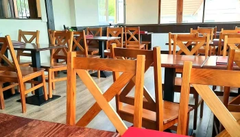 Mungo restaurant Komořany - 143 00 Praha 12