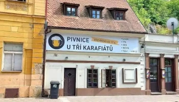 Pivnice U Tří karafiátů - U Hadích Lázní 1197