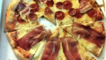 Pizzaxxl - Mírové Nám. 168/37
