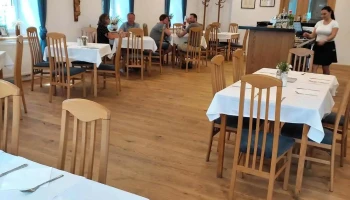 Restaurace svatého Josefa - 69 Králíky