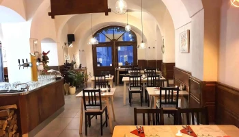 U Tří jelínků - 118 00 Malá Strana