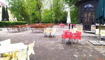 Včelín - Brána Do Městského Parku, Bezručova 206