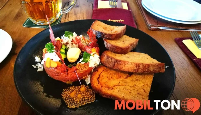 Adams Bar Bistro Tatarsky Biftek - Vnitřní Město