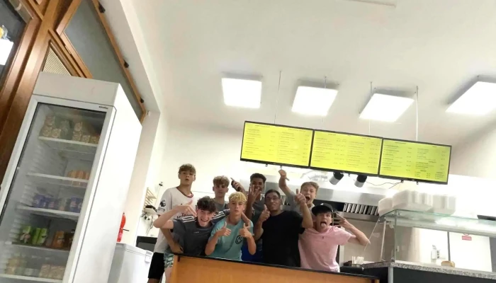 Aladin Kebab -  Videa - Arnoštova 93