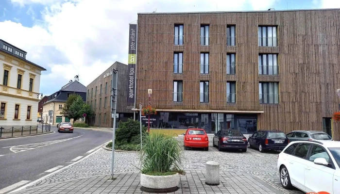 Aparthotel Lipa Exterier - Křinické Nám. 7