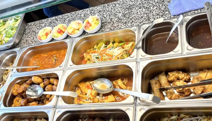 Asia Hong Phat Buffet Sushi Recenze - Svazarmovská 2638
