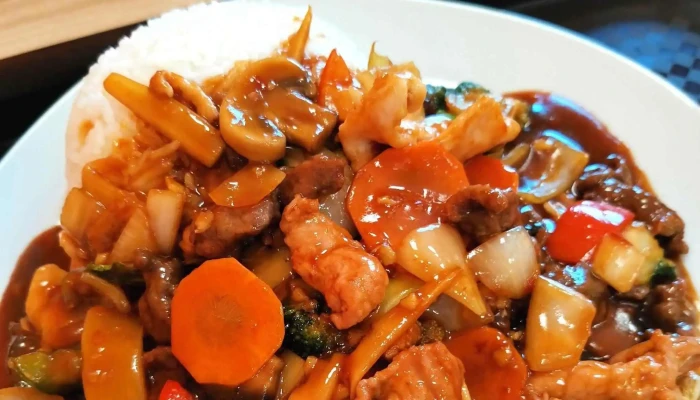 Asian Wok -  Fotky - Pražská 1544