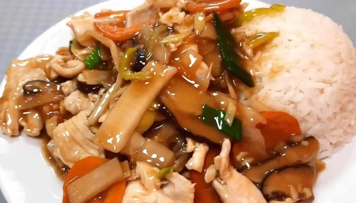 Asian Wok -  Jidlo A Piti - Pražská