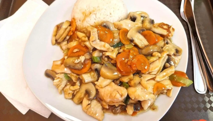 Asian Wok -  Vse - Pražská 1544
