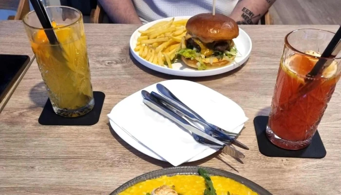 Avenue Restaurace -  Restaurace - Rantířovská 3