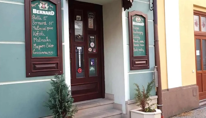 Bar Hippo Mohelnice - Restaurant - Pizzeria - 789 85 Mohelnice