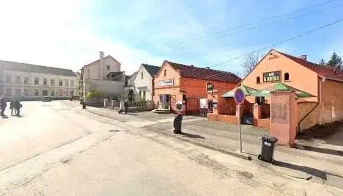 Bar U Krtka -  Street View A 360deg - Nám. Krále Jiřího Z Poděbrad 44