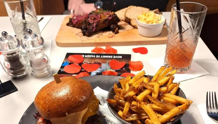 Beef Beer Steakova Restaurace - Stojanova 1335