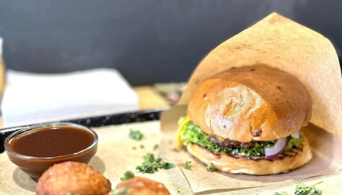 Bejkn Bistro -  Otevřeno Nyni - Staré Město