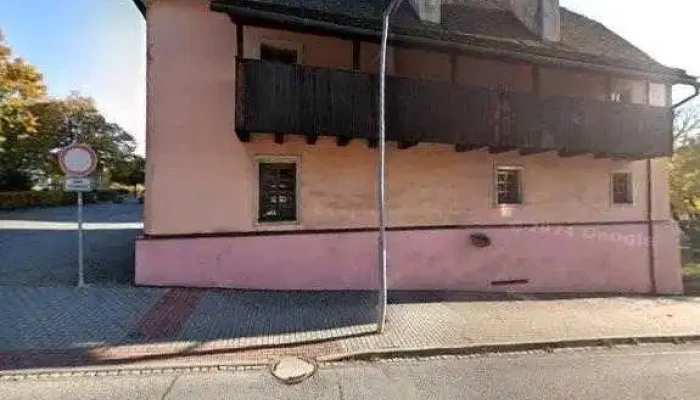 Beseda -  Street View A 360deg - Dobrovského 40