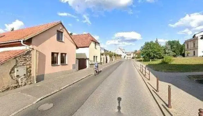 Bijo Jako Od Maminky Street View A 360deg - Komenského 1100