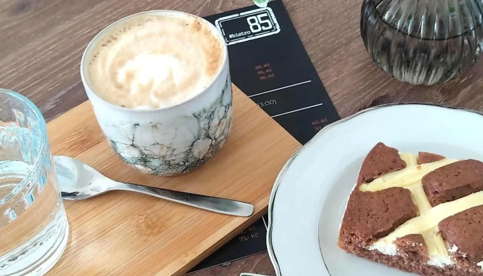 Bistro 85 Recenze - Staré Město