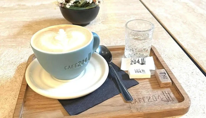 Bistro Bar Brothers Cappuccino - Tř. Tomáše Bati 204