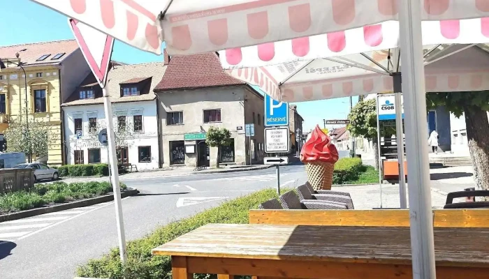 Bistro Konirna Nejnovejsi - Revoluční 49