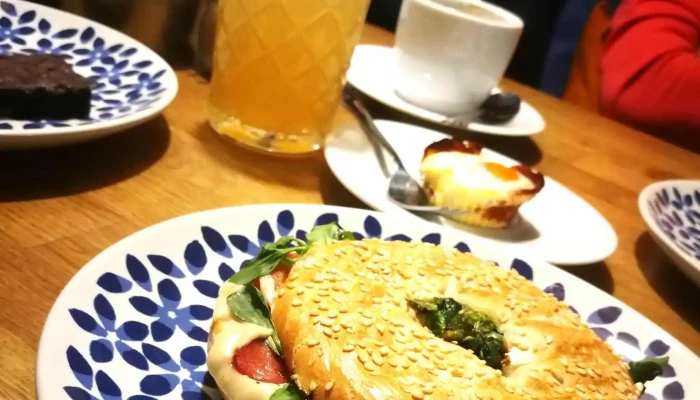 Bistro Úvaly - Nám. Arnošta Z Pardubic 6