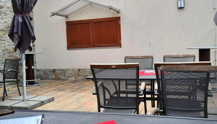 Bowling A Restaurace U Rybnicka Vzhled A Atmosfera - Švermova