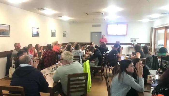 Bowling a Restaurace U Rybníčka - Švermova