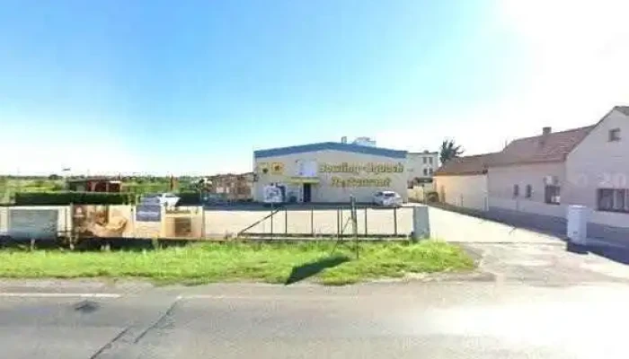 Bowling Squash Sadska Sro Street View A 360deg - Poděbradská 1127