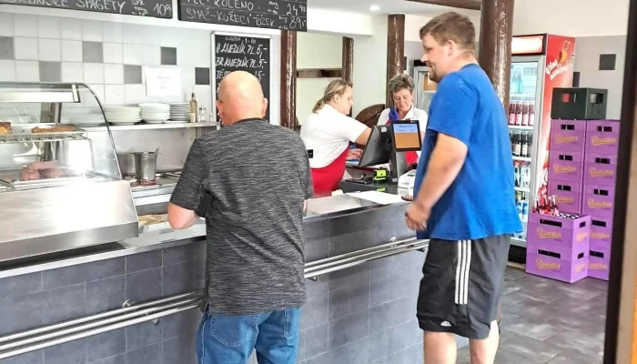 Bufet U Cinku Vzhled A Atmosfera - Žižkova 714
