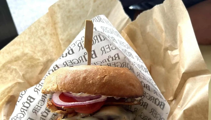 Burger Recenze - 11, Školní 3362