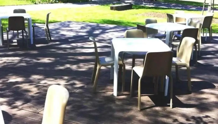Burger Vzhled A Atmosfera - 11, Školní 3362