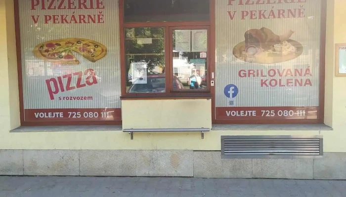 Březovská pizzerie u Zapletalů - 02 Březová Nad Svitavou