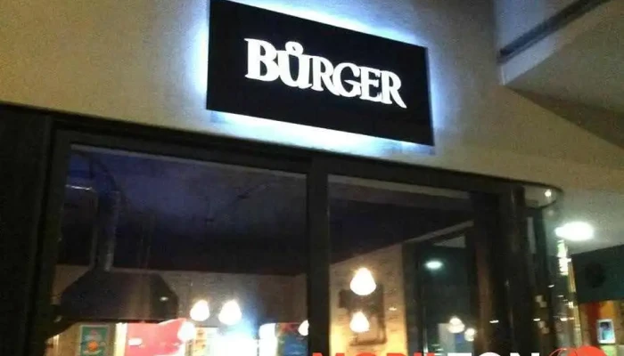 Bůrger - 11, Školní 3362