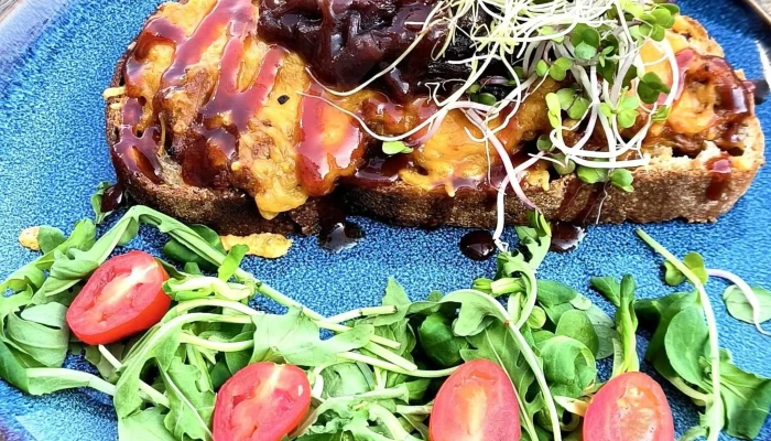 Cafe Bistro Na Fialce Bistro - Mánesova 2530/3a