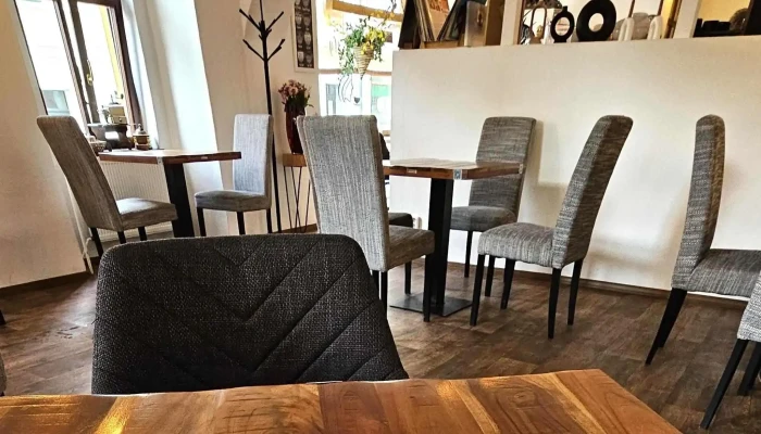 Café Kelly - Kostelní 83
