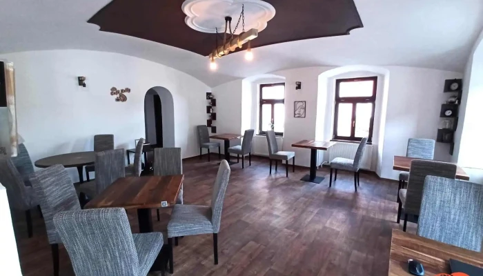Cafe Kelly Vse - Kostelní 83