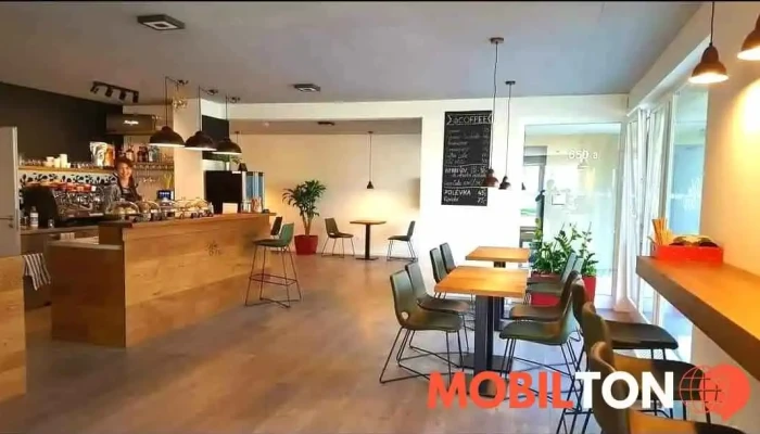 Caffe Del Borgo Vzhled A Atmosfera - Vestec-jesenice U Prahy