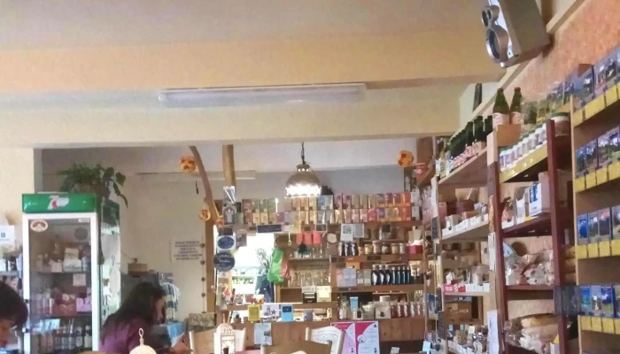 Cajovna Ve Dvore Vegetarianska Restaurace - Nádražní 109