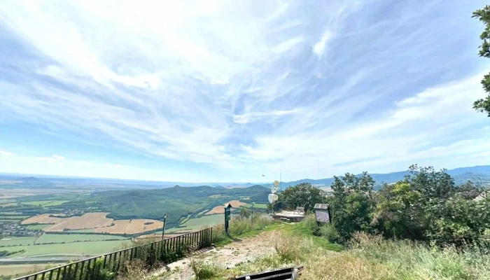 Chata Na Vrchu Lovos Street View A 360deg - Opárno