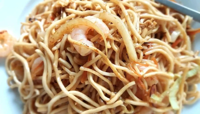 Cinska Restaurace Sokolovna Prizemi Pad Thai - Studentská 758