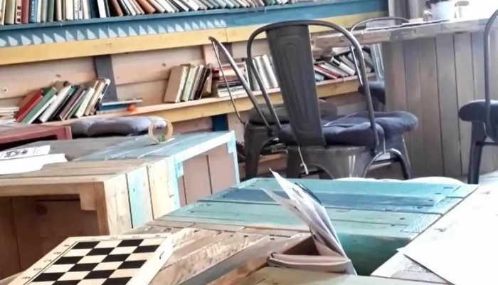 Coffee Books Decinska Kulturni Kavarna Videa - Pohraniční 462/3