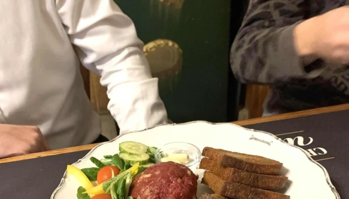 Craft Beer Pub -    U Skvoru Adresa - Václavská 64