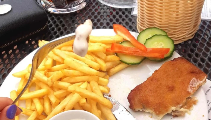 Cukrarna A Kavarna La Mija Adresa - Plzeňská