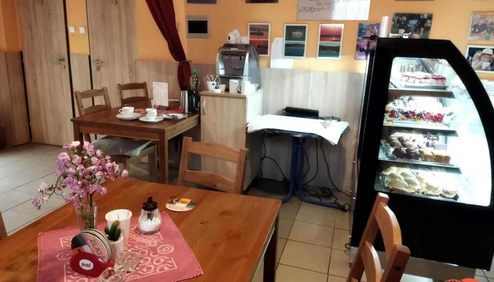 Cukrarna Obcerstveni U Pixu Od Vlastnika - Palackého 289 22