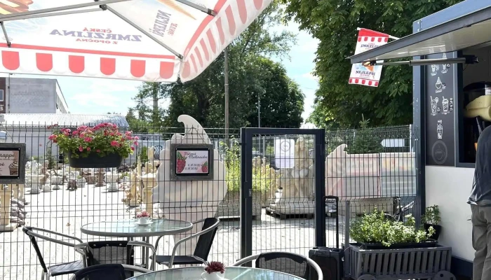 Deko Bistro -  Telefon - U Dýhárny