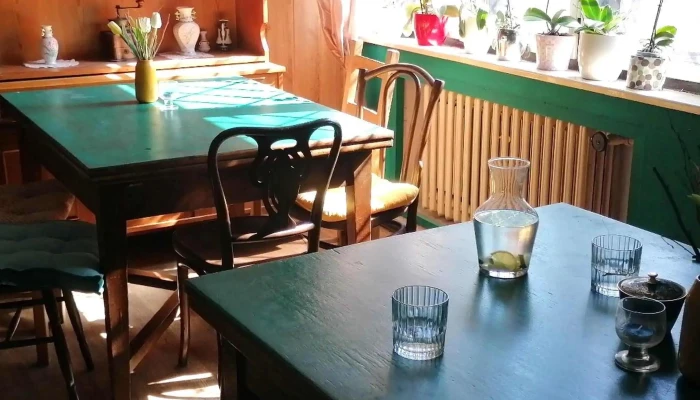 Esperanza Tapas Bar -  Adresa - Husova 77