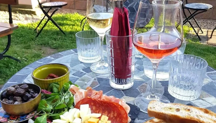 Esperanza Tapas Bar -  Jidlo A Piti - Husova 77